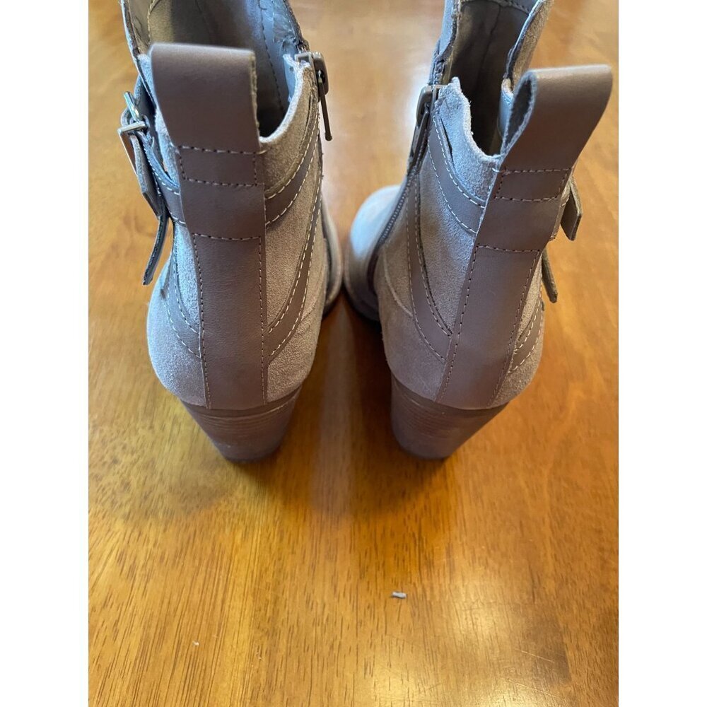 Alex Marie Women's Suede Ankle Boots With Stacked Heel Buckle Straps - Size 7.5 - Picture 3 of 9